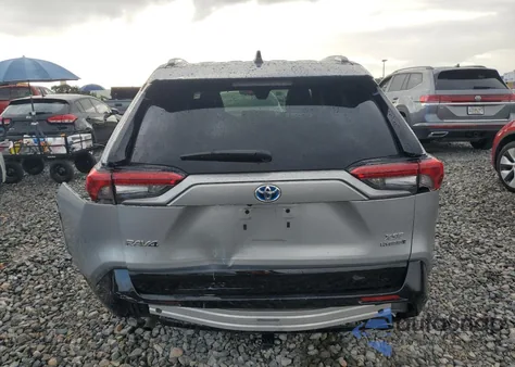 2021 Toyota Rav4 Xse z USA, uszkodzony, nr VIN 2T3E6RFV7MW023210
